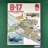 War Planes in Colour: B-17 Flying Fortress - H.P. Willmott - Hardcover
