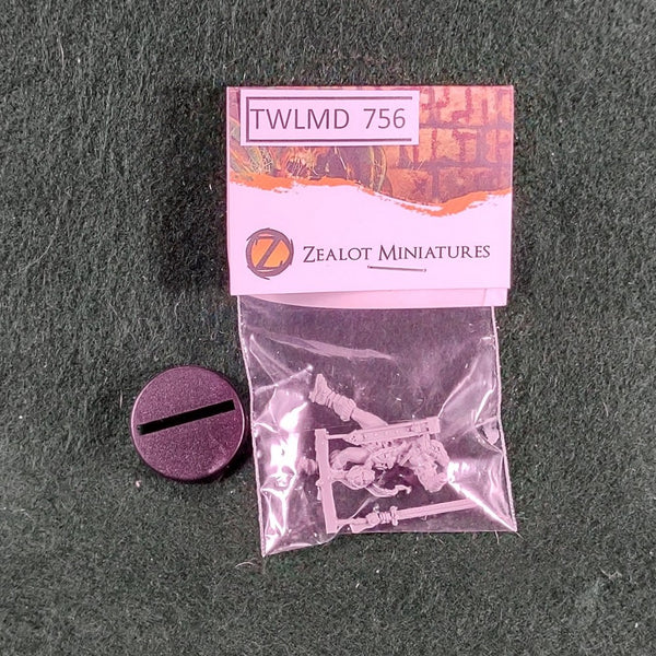 Deyni, Barbarian Warrior - ZM3239 - Zealot Miniatures - Excellent