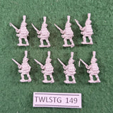 French: Light Infantry (Leger): Carabinier, Chasseur or Voltigeur in Shako with Front Plume - PN79 - Essex Miniatures - 15mm