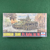 German Tank Pz. Kpfw. III M - 1/72 - ESCI 8001 - In Shrinkwrap