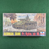 German Tank Pz. Kpfw. III M - 1/72 - ESCI 8001 - In Shrinkwrap