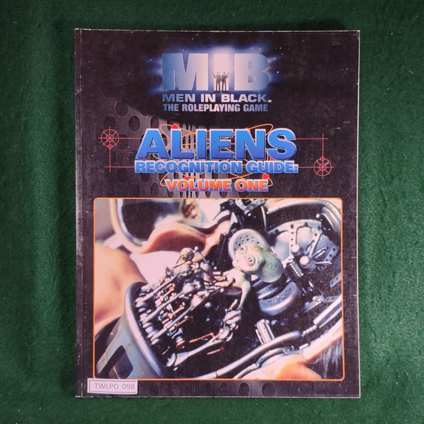 Aliens Recognition Guide: Volume 1 -  Men In Black, The Roleplaying Game - West End Games - Softcover