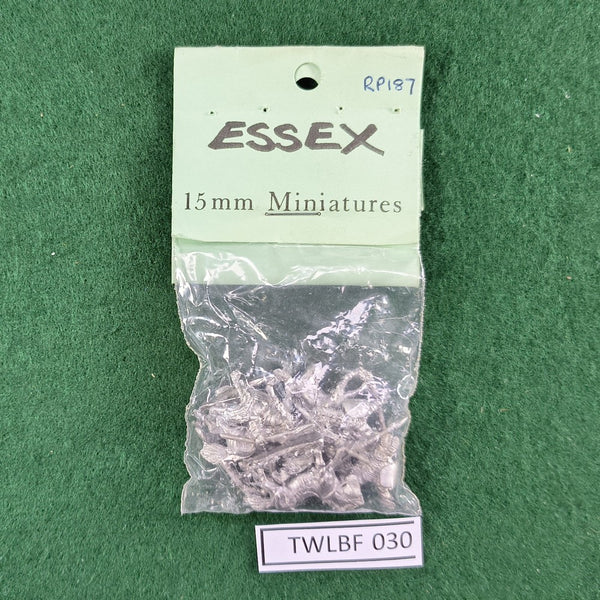 Hungarian Unarmoured Cavalry with Bow, Spear and Shield - RP187 - Essex Miniatures - 15mm