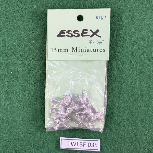 English Civil War Command - RP67 - Essex Miniatures - 15mm