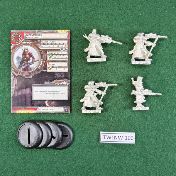 Widowmakers Unit - 4 figures - PIP33014 - Warmachine - Privateer Press