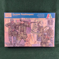 German Paratroopers - 1/72 - Italeri 6045 - Very Good