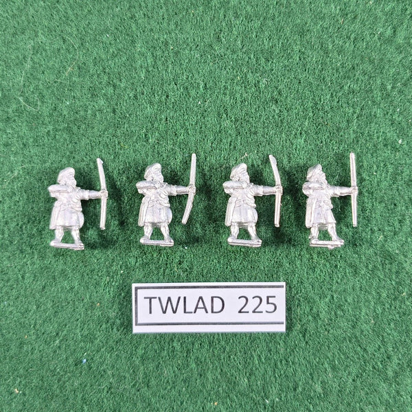 ECW: Highlanders Bowmen - REN91 - Essex Miniatures - 15mm