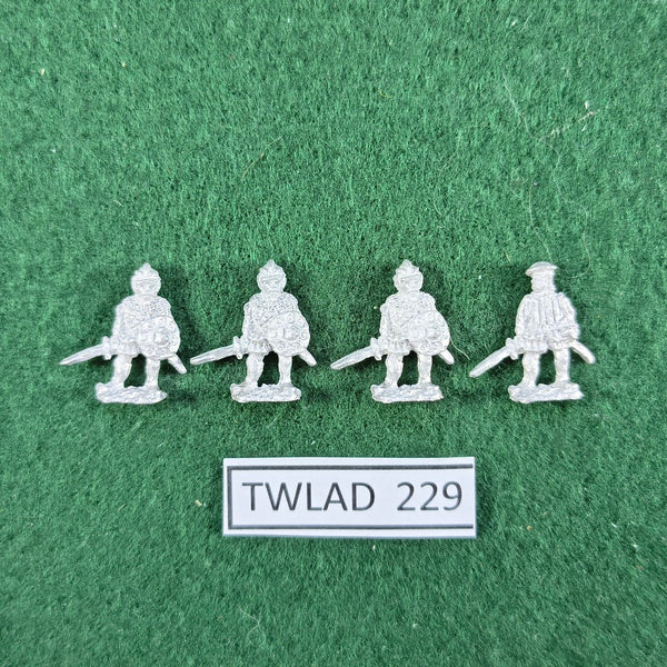 Scottish Swordsmen - LS24 - East Front Miniatures - 15mm