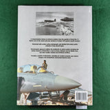 Air Warfare - Thomas Newdick - Hardcover