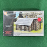 Russian Log House (Two Story) - Pegasus 7704 - 1/72 - In Shrinkwrap