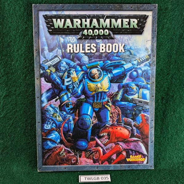 Warhammer 40,000 Core Rulebook - Warhammer 40K - 4th Edition - Small format softcover