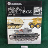 Wehrmacht Panzer Divisions 1939-45 - Chris Bishop & Jorge Rosado - Hardcover