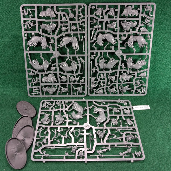 Black Knights/Hexwraiths - Grand Alliance Death - Warhammer Age of Sigmar - 5 figures - New on Sprue
