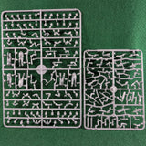 Civilians & Survivors (1) Men - Wargames Atlantic - 24 figures