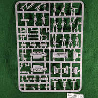 British Universal (Bren) Carrier - 1/100 - hard plastic - The Plastic Soldier Company