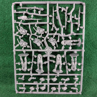 British 5th Regiment of Foot Grenadiers Sst - 30 figures - Wargames Atlantic