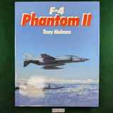 F-4 Phantom II - Tony Holmes - hardcover