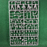 Cultists II (Females) for Frostgrave - one sprue - 5 plastic figures