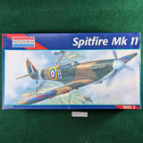 Spitfire Mk II kit - 1/48 - Monogram 5239