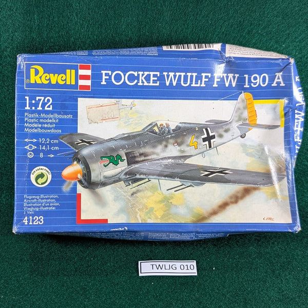 Focke Wulf FW 190A kit - 1/72 - Revell 4123 - Squashed box but kit OK
