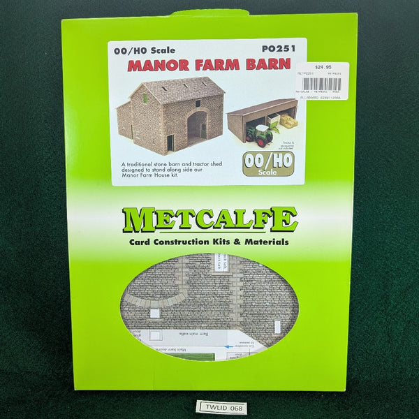 Manor Farm Barn - OO/HO - PO251 - Metcalfe Heavy Card kit