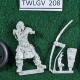 Theron - Guild Ball Hunters Guild - Metal Miniature + card