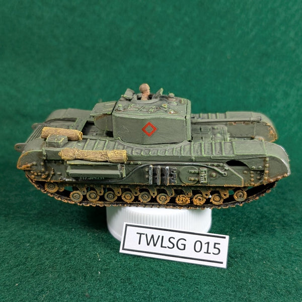 Churchill Mk VII tank - Painted Plastic  - 1/76 - Airfix