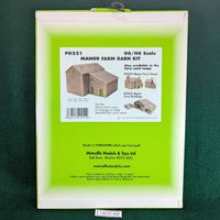 Manor Farm Barn - OO/HO - PO251 - Metcalfe Heavy Card kit