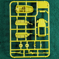 German Sdkfz 250 halftrack sprue + crew - Flames of War