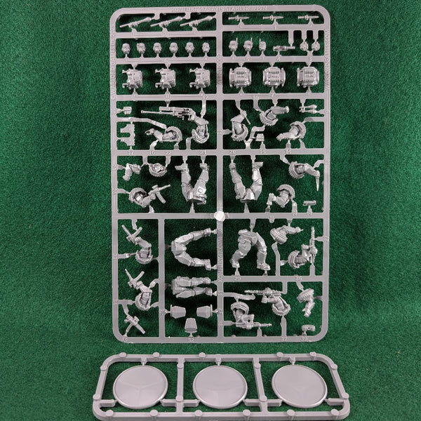 Konflikt '47 Stahltruppen Heavy Infantry - 1 Sprue - 3 Miniatures