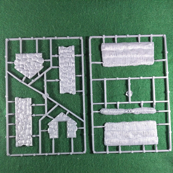 28mm Renedra - Thatched Stone Outbuilding kit