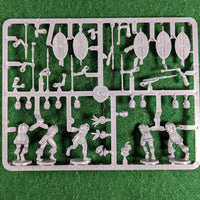 Zulu Spearmen - 1 Sprue - 5 Perry Miniatures