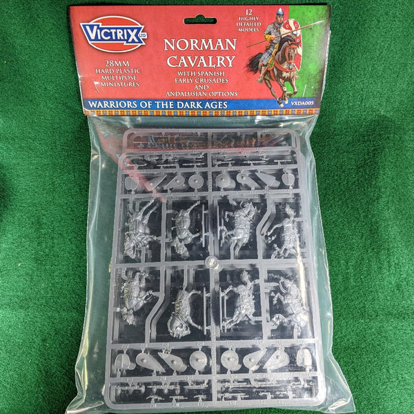 Norman Cavalry pack - 12 figures + horses - Victrix